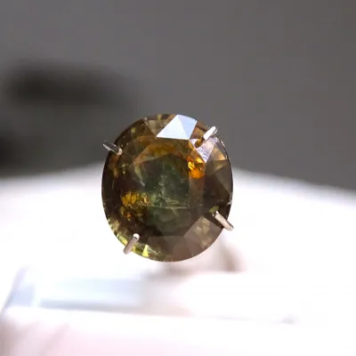 Alexandrit přírodní broušený 4,57ct, Srí Lanka GIA certifikát Alexandrit přírodní broušený 4,57ct, Srí Lanka GIA certifikát