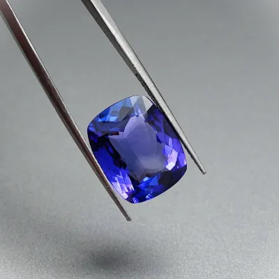 Tanzanit investiční drahokam 14,70ct, ČGL certifikát, Tanzánie Tanzanit investiční drahokam 14,70ct, ČGL certifikát, Tanzánie