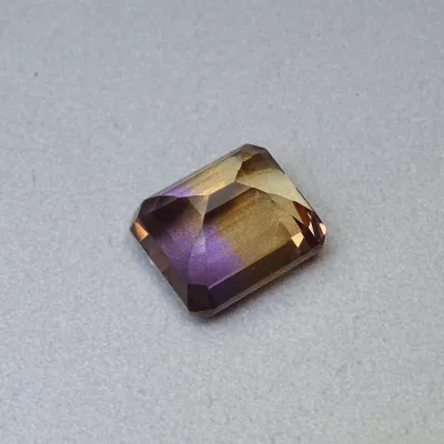 Ametrín přírodní broušený 16,21ct, Bolívie