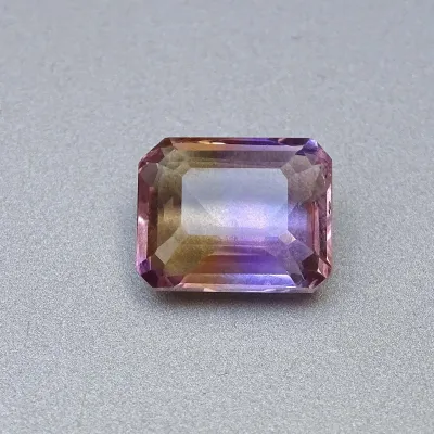 Ametrín přírodní broušený 16,60ct, Bolívie