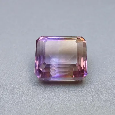 Ametrín přírodní broušený 21,82ct, Bolívie