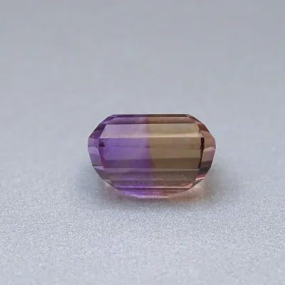 Ametrín přírodní broušený 21,82ct, Bolívie