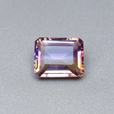 Ametrín přírodní broušený 17,99ct, Bolívie