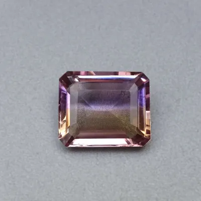 Ametrín přírodní broušený 17,99ct, Bolívie