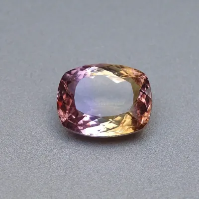 Ametrín přírodní broušený 15,77ct, Bolívie