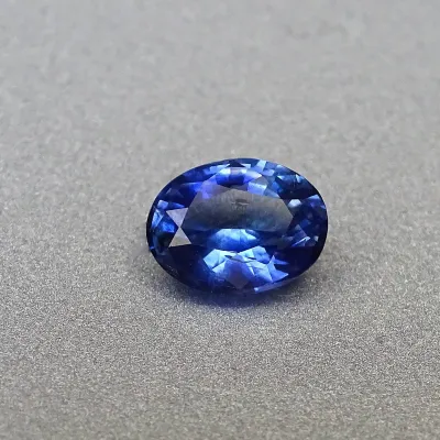 Safír modrý přírodní 1,52ct, Srí Lanka GIA certifikát