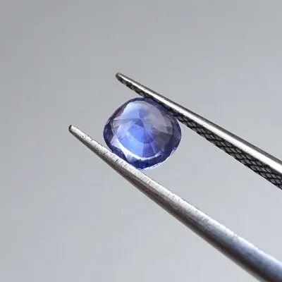 Safír modrý přírodní 1,18ct, Srí Lanka GIA certifikát Safír modrý přírodní 1,18ct, Srí Lanka GIA certifikát