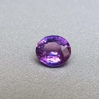 Safír fialový přírodní 1,53ct, Srí Lanka CGL certifikát Safír fialový přírodní 1,53ct, Srí Lanka CGL certifikát