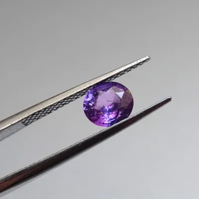 Safír fialový přírodní 1,53ct, Srí Lanka CGL certifikát Safír fialový přírodní 1,53ct, Srí Lanka CGL certifikát