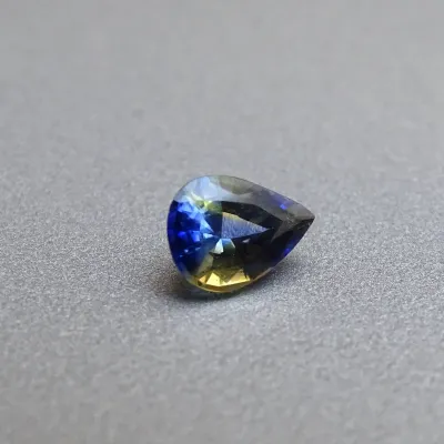 Safír BI-color přírodní 1,02ct, Srí Lanka GIA certifikát Safír BI-color přírodní 1,02ct, Srí Lanka GIA certifikát
