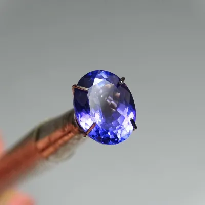 Tanzanit investiční drahokam 3,32ct, ČGL certifikát, Tanzánie Tanzanit investiční drahokam 3,32ct, ČGL certifikát, Tanzánie