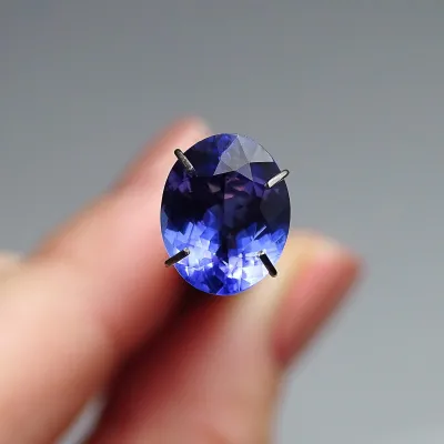 Tanzanit investiční drahokam 2,61ct, ČGL certifikát, Tanzánie Tanzanit investiční drahokam 2,61ct, ČGL certifikát, Tanzánie