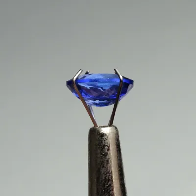 Tanzanit investiční drahokam 2,61ct, ČGL certifikát, Tanzánie Tanzanit investiční drahokam 2,61ct, ČGL certifikát, Tanzánie