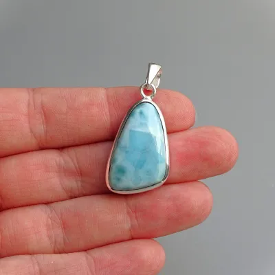 Larimar přívěšek top kvalita 8,0g, Dominikánská republika Larimar přívěšek top kvalita 8,0g, Dominikánská republika
