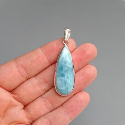 Larimar přívěšek top kvalita 9,6g, Dominikánská republika Larimar přívěšek top kvalita 9,6g, Dominikánská republika
