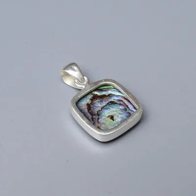 Abalone/Paua mušle přívěsek 4,3g, Nový Zéland