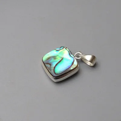 Abalone/Paua mušle přívěsek 4g, Nový Zéland