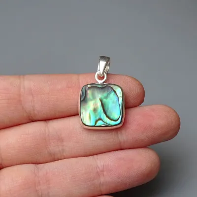 Abalone/Paua mušle přívěsek 4g, Nový Zéland