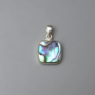 Abalone/Paua mušle přívěsek 3,8g, Nový Zéland