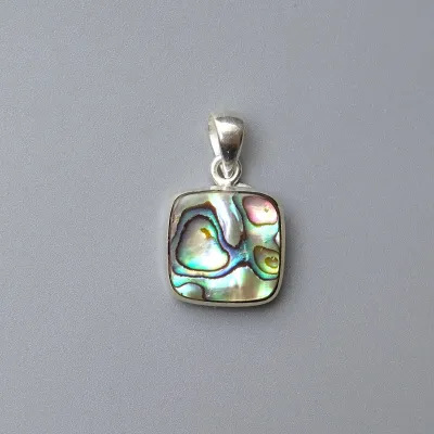 Abalone/Paua mušle přívěsek 3,8g, Nový Zéland
