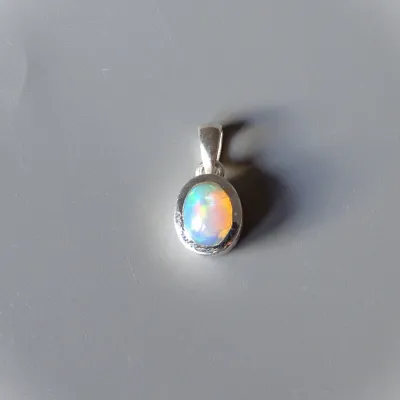 Etiopský opál přívěsek 3,3g, Etiopie | MINERALS-STONES®