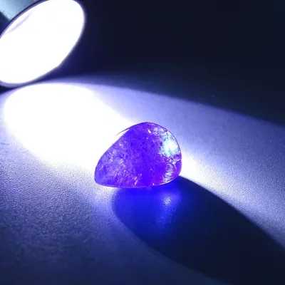 Tanzanit kabošon 11,35ct, Tanzánie | MINERALS-STONES®