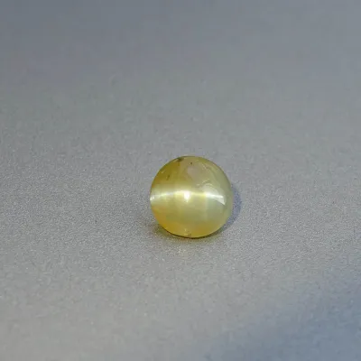Přírodní chryzoberyl kočičí oko 1,88ct, Srí Lanka | MINERALS-STONES®