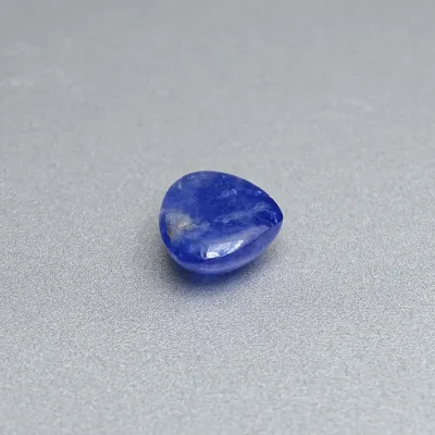 Tanzanit kabošon 7,33ct, Tanzánie | MINERALS-STONES®