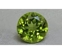 Olivín (peridot)