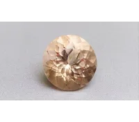 Morganit přírodní drahokam beryl