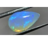 Etiopský opál – přírodní broušený drahokamový opál